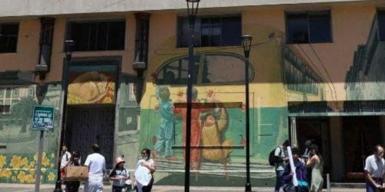 Valparaíso: Inauguran mural que estuvo en el centro de la polémica