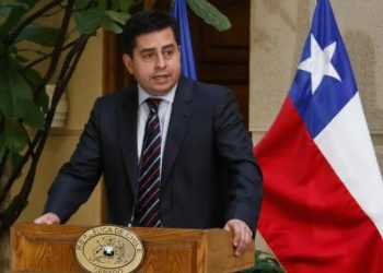 Presentan proyecto de ley para expulsar inmigrantes irregulares de forma inmediata