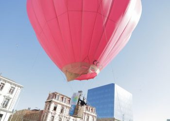 Valparaíso lanza Festival «La Joya del Verano» y muestra de globos gigantes
