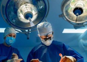 Más de 30.000 personas de la región están esperando por una cirugía