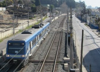 Presidente Boric anuncia construcción de Tren Valparaíso-Santiago
