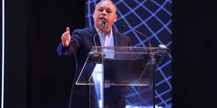 Gobernador Mundaca en Congreso Futuro: «la descentralización es un proceso que llegó para quedarse”