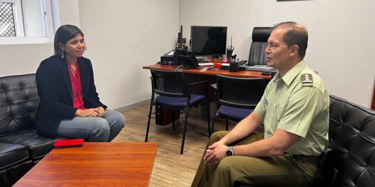 Municipio y Carabineros de Quilpué buscan reforzar seguridad de Feria El Belloto