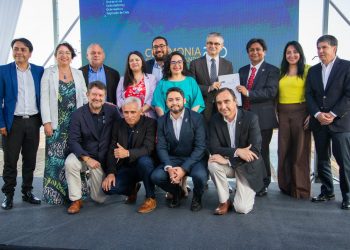 Gobiernos regionales y Ejecutivo firman acuerdo para avanzar en descentralización