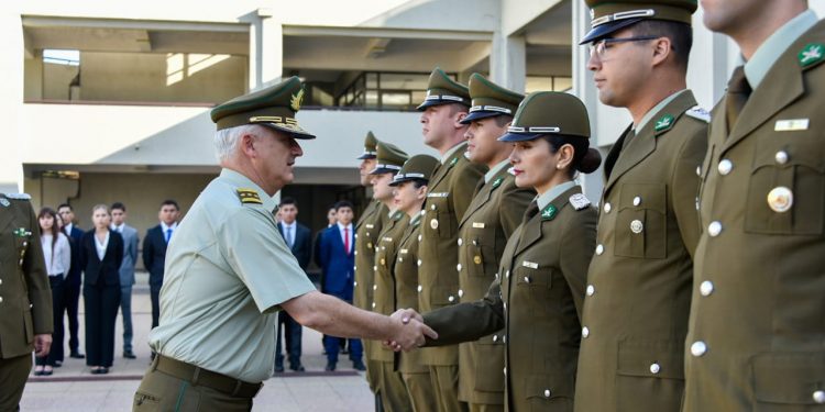 182 aspirantes a oficiales ingresan a Escuela de Carabineros