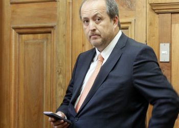 Gobierno propone al candidato del Senado para dirigir la Fiscalía Nacional