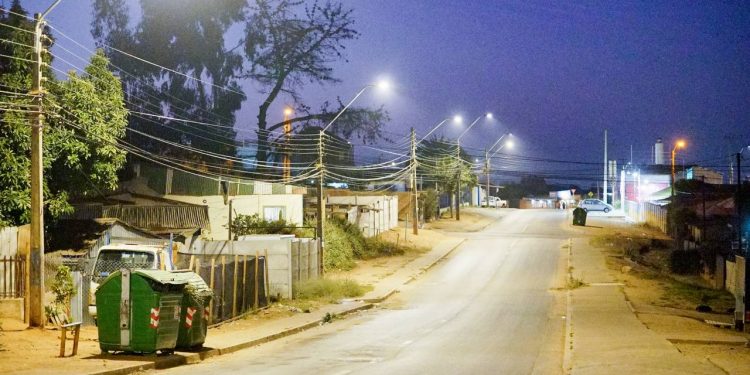 Viña del Mar: Instalarán 1.000 luminarias Led en Reñaca Alto