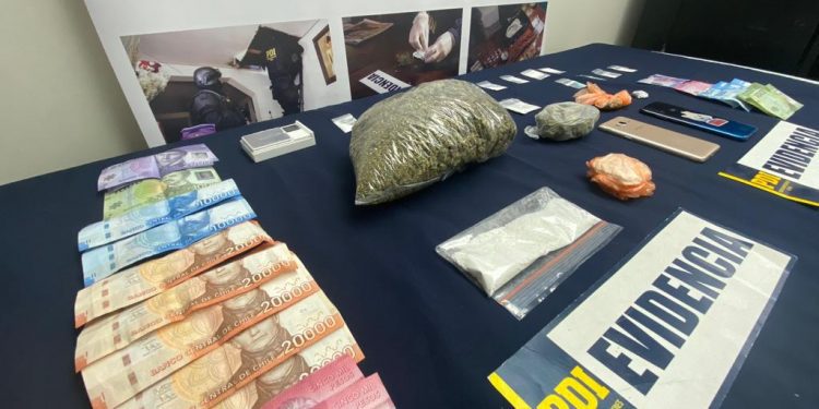 Detienen por microtráfico a dos personas en El Quisco