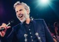 Alejandro Fernández reconoce que en sus conciertos «me gusta echarme mi traguito»