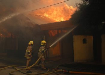 Región de Ñuble: Se mantienen activos 15 incendios forestales