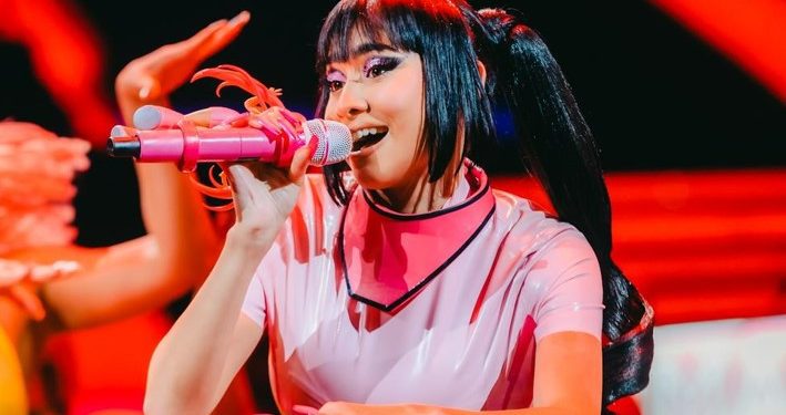 Paloma Mami tuvo problemas técnicos durante su show