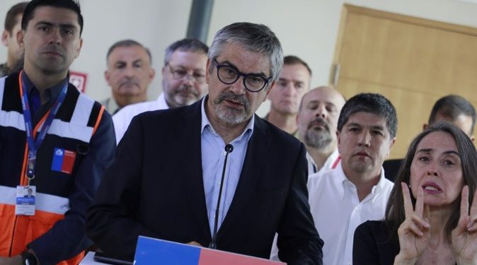 Anuncian 3.000 millones para apoyar a municipios afectados por incendios forestales