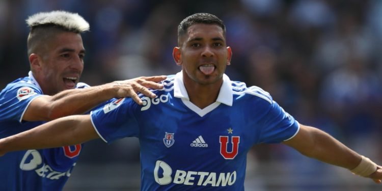 La U se impuso a Magallanes con una actuación descollante de Palacios