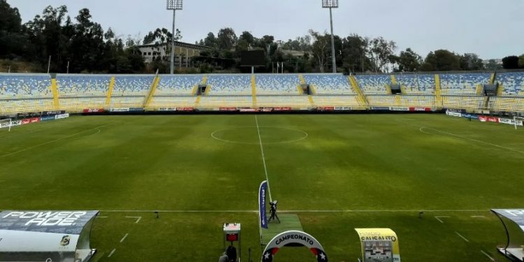 Cambian de día el partido entre Everton y Audax Italiano