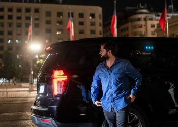 Presidente Boric solicitó apoyo a otros países para combatir incendios