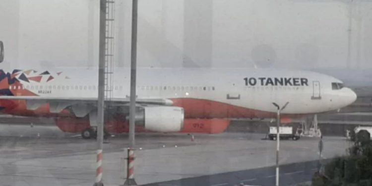 Ten Tanker ya llegó a Chile para combatir mega incendio en el sur
