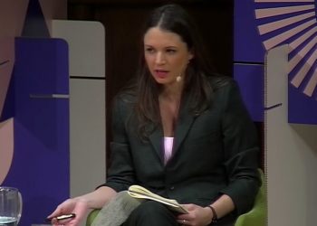 Irina Karamos apunta a una «campaña del terror» por triunfo del rechazo