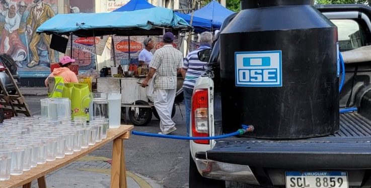 Uruguay limita el uso de agua potable debido a sequía
