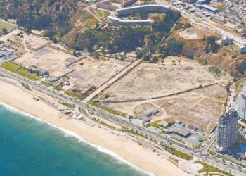 Viña del Mar: Conflicto por paño Las Salinas llega a Contraloría