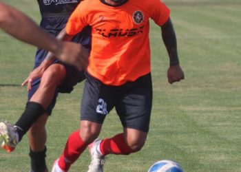 Joven jugador de Deportes Limache debe hacer completada para jugar