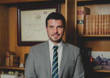 [Entrevista] Raimundo Palamara: «Considero peligroso cambiar drásticamente las bases de la institucionalidad»