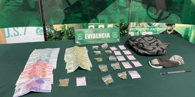 Detienen a dos extranjeros por venta de droga a metros de la Quinta Vergara