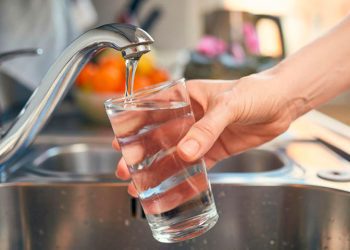 Consumo de agua potable aumentará 9% por ola de calor