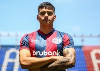 Alex Ibacache estaría buscando salir de San Lorenzo sin haber debutado