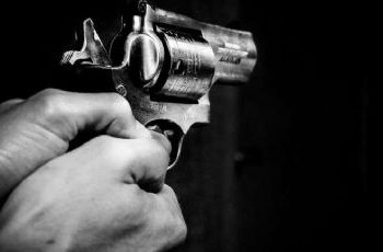 Balean a sujeto en centro de Valparaíso