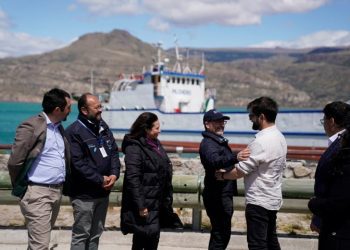 Presidente Boric inicia sus vacaciones con viaje a la Patagonia