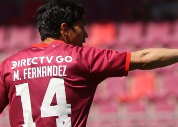 Matías Fernández sufre la pérdida de su padre de 70 años