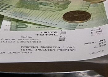 Ministerio del Trabajo aclara qué rubros sí pueden solicitar propinas