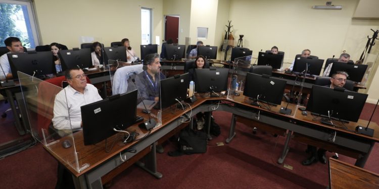 Consejo Regional: Avanza fondo para centros de atención de mujeres