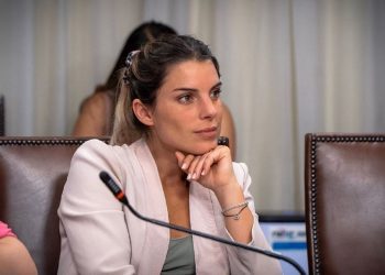 Mago Valdivia apoya a Maite Orsini en medio de escándalo por llamado a Carabineros