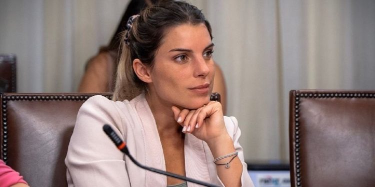 Mago Valdivia apoya a Maite Orsini en medio de escándalo por llamado a Carabineros