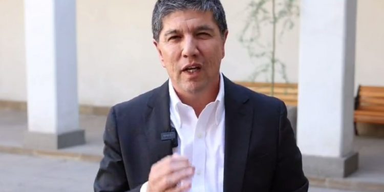 Subsecretario Monsalve dice que no fue una «buena decisión» suspender clases por narcofuneral