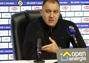 Despiden a entrenador de fútbol por decir «Todos hemos tocado a chicas»