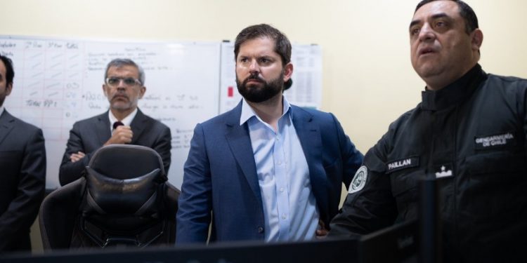 Presidente Boric asiste a reapertura de cárcel de alta seguridad