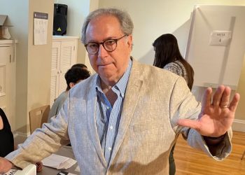 Embajador de Chile en EE.UU. se defendió a combos de motochorro