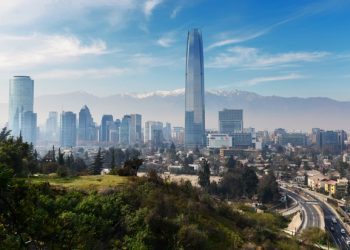 Elecciones de Consejeros: Chile Seguro arrasaría en Santiago según Research