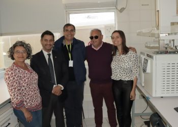 Reciben nuevo cromatógrafo móvil que permitirá monitorear gases en Quintero-Puchuncaví