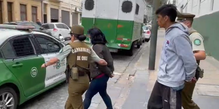 Capturan a pareja criminal que disparó y agredió con piedra a un hombre