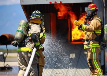 Estados Unidos: Bombero pierde a su familia luego de incendio mientras trabajaba
