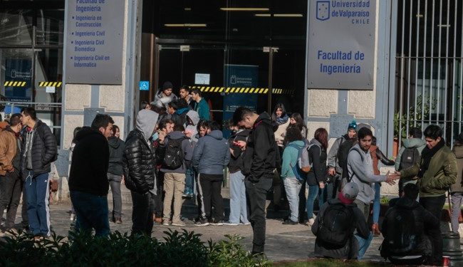 Plan de la UV permite a estudiantes volver a cursar durante el verano asignaturas reprobadas