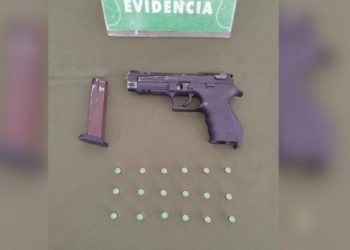 Detienen a hombre armado en mall ubicado frente al Congreso