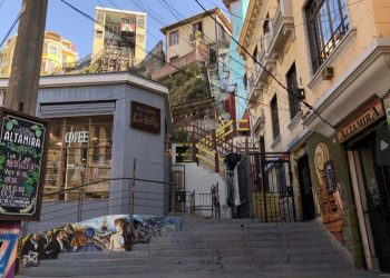 Vecinos de ascensor Reina Victoria piden más seguridad ante constantes delitos