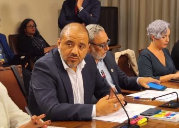 UDI pide la renuncia del Ministro de Educación tras altercado con diputada