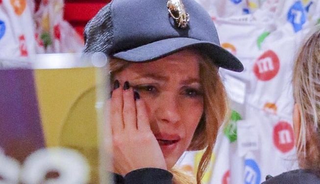 Captan a Shakira llorando en tienda de Nueva York