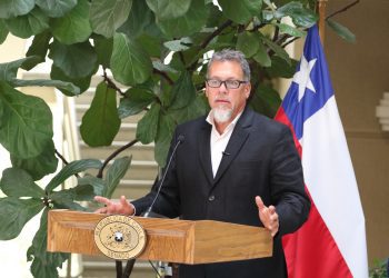 Senador Lagos Weber por rechazo de reforma tributaria: «Tendrá que ser modificada»