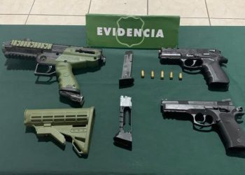 Carabineros detiene a dos delincuentes fuertemente armados en San Antonio